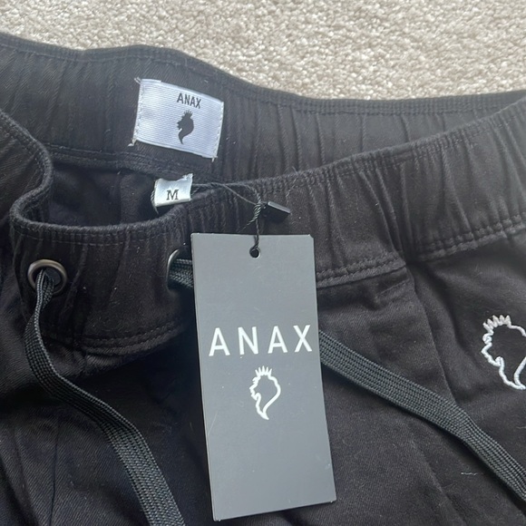 ANAX Distressed shorts Black Size Medium NWT - Picture 7 of 7